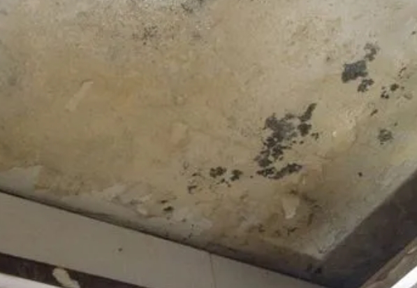 大丰阳台漏水维修公司分享下大丰卫生间渗水维修需要注意哪些问题。